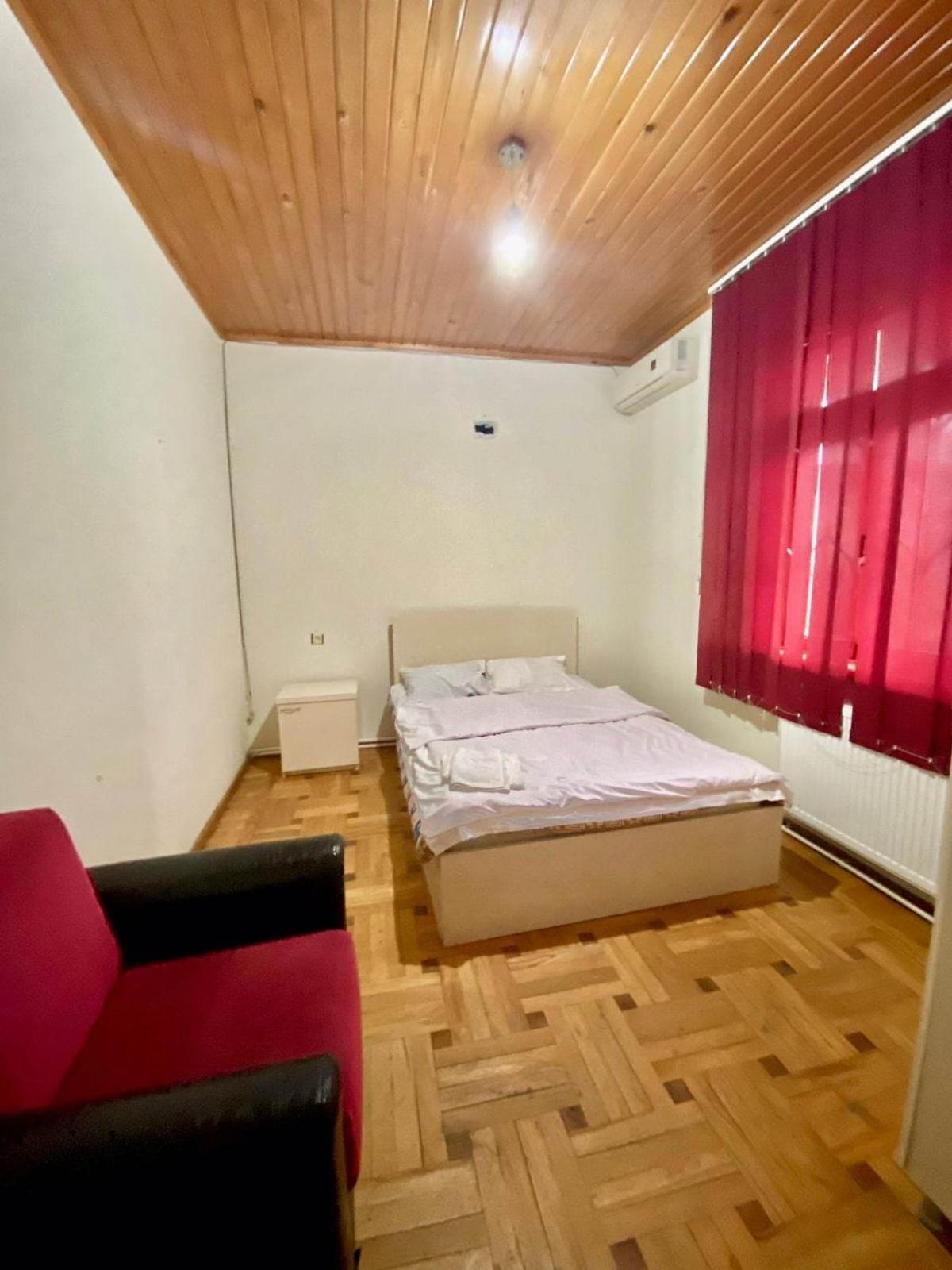 Appartement Nino And Ali à Batoumi Extérieur photo