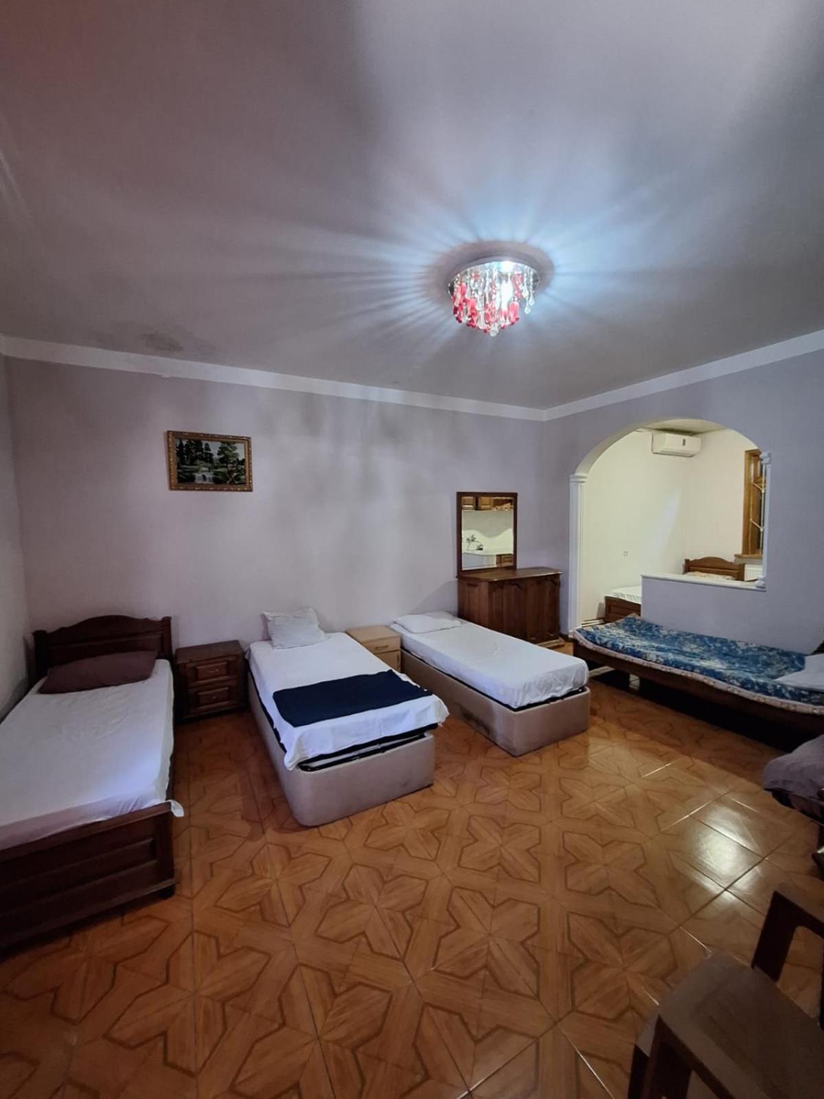 Appartement Nino And Ali à Batoumi Extérieur photo