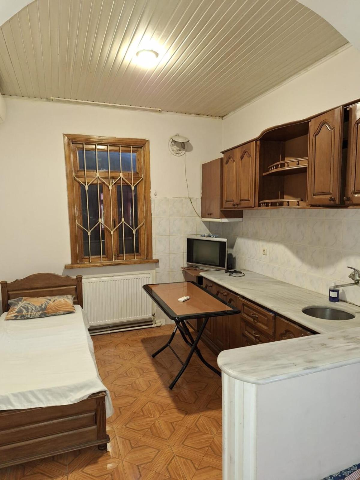 Appartement Nino And Ali à Batoumi Extérieur photo